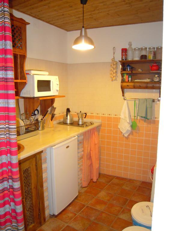 La Casa De La Abuela Clotilde Guest House Hornos Eksteriør bilde