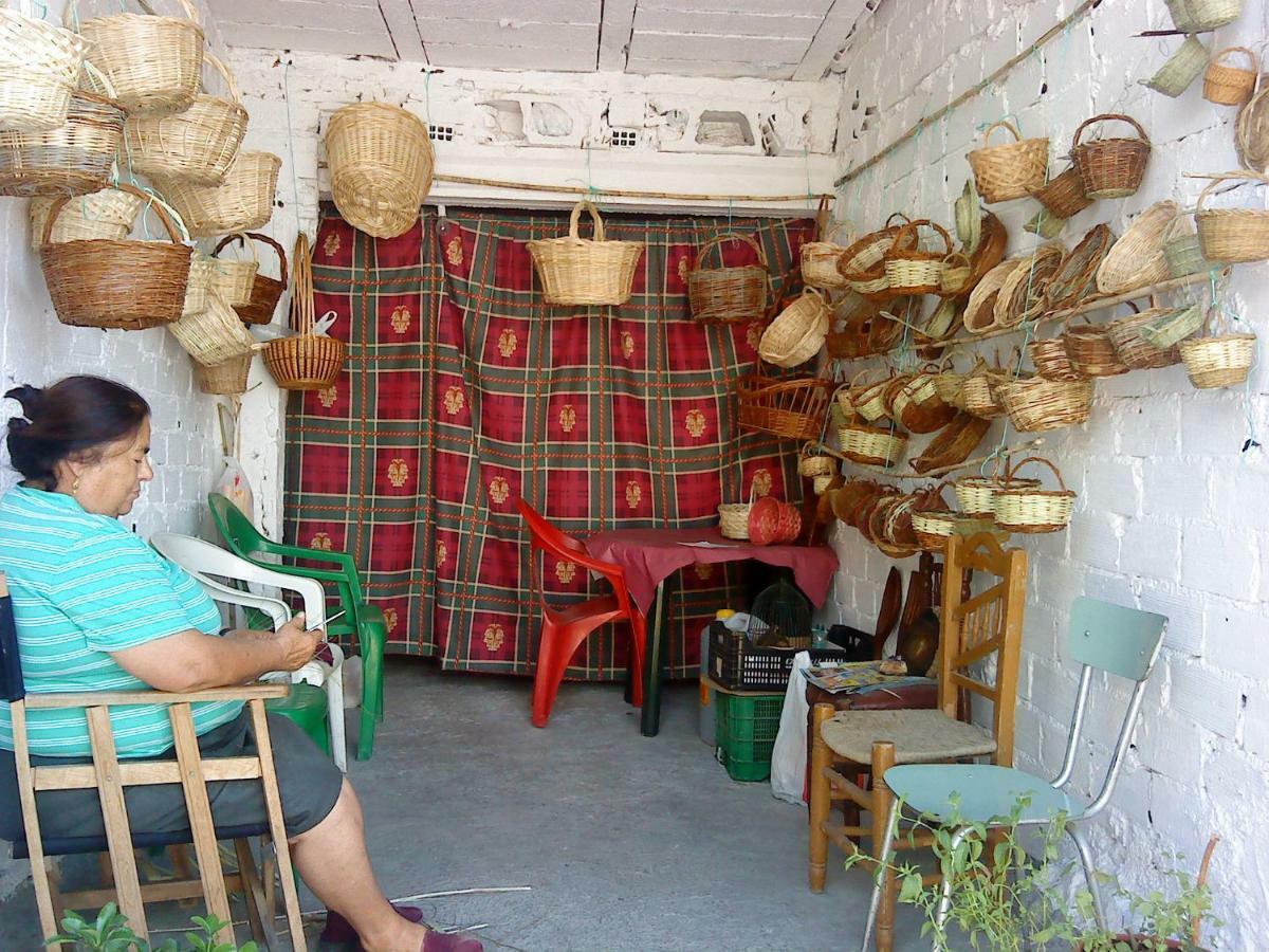La Casa De La Abuela Clotilde Guest House Hornos Eksteriør bilde